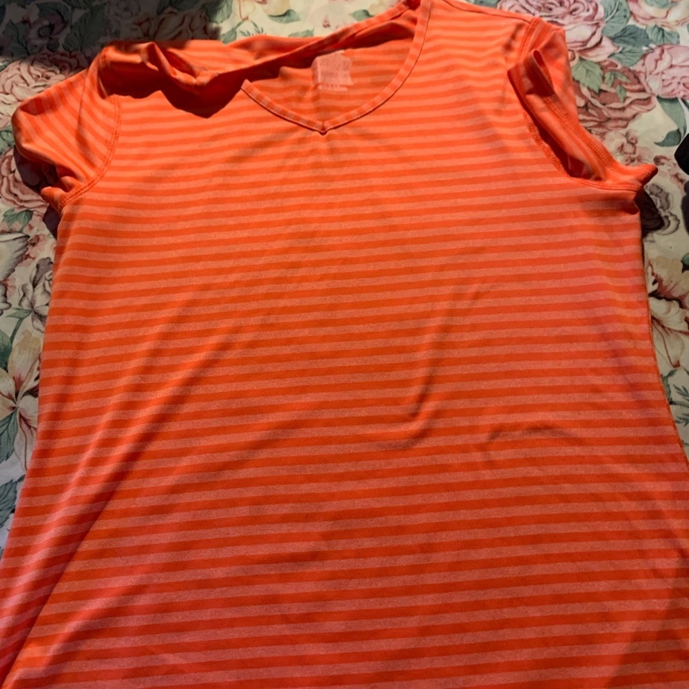 Darskin Women’s Orange Striped Short Sleeve Top Size Medium